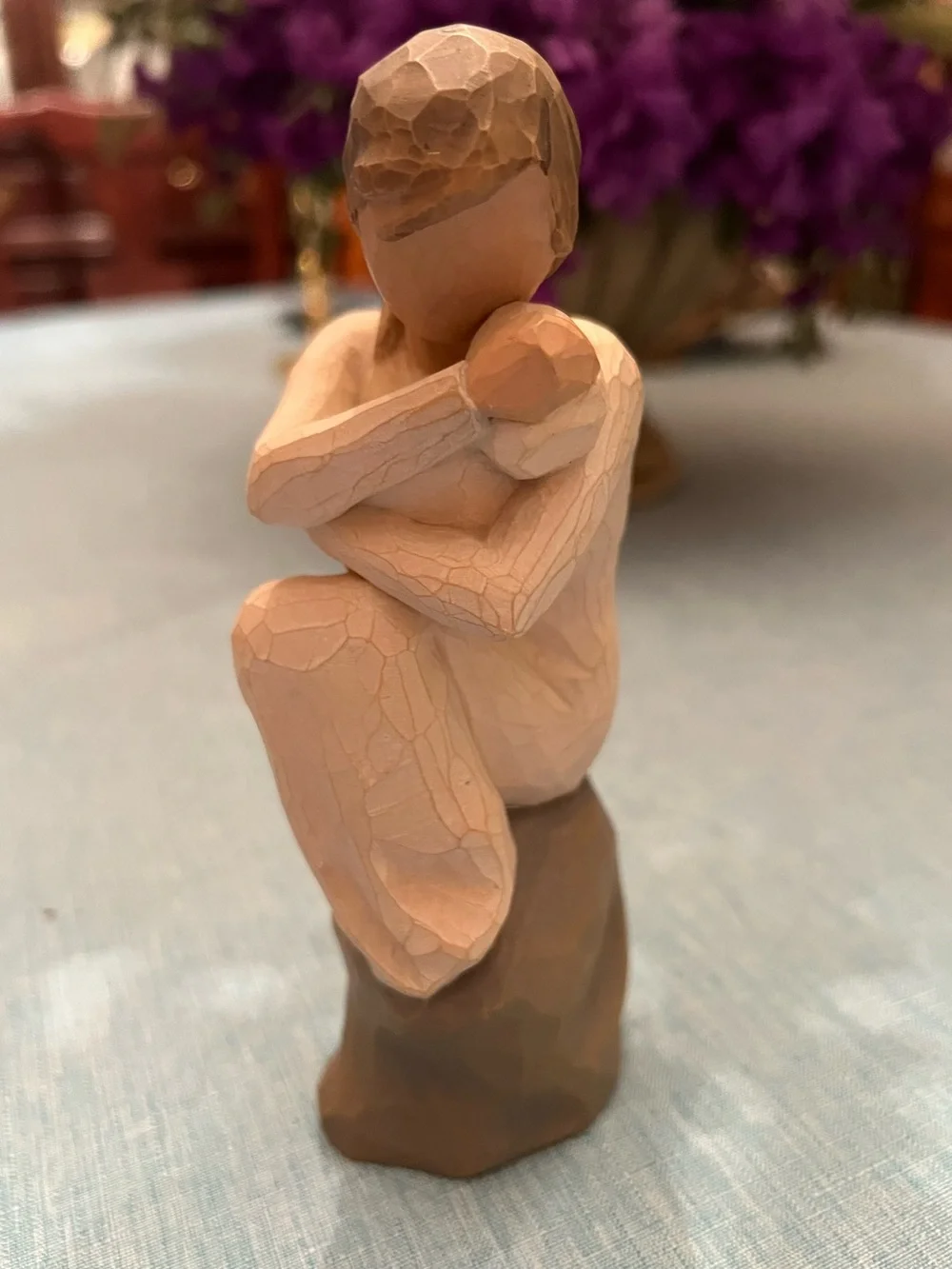 Willow Tree “Guardian” mother holding child figurine signed Lordi 2008